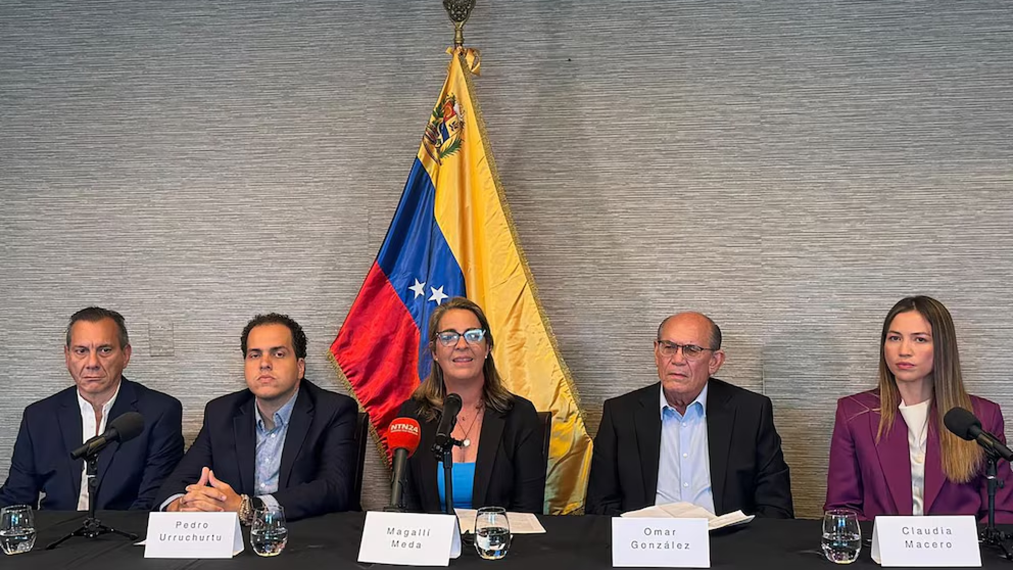 La odisea de los opositores venezolanos que escaparon de la embajada argentina en Caracas